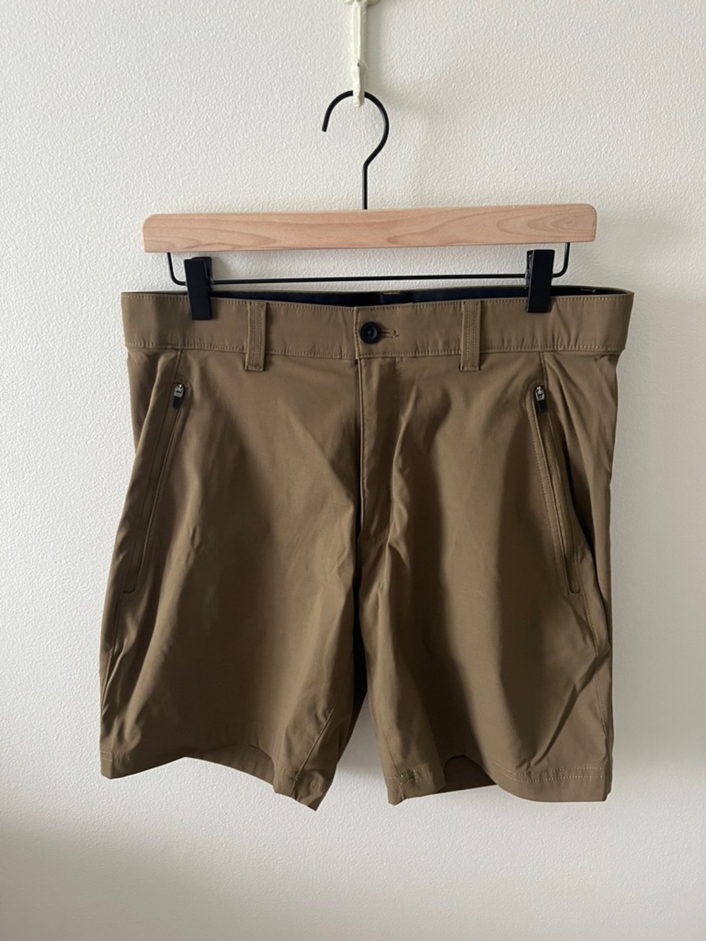 Men's Eddie Bauer Olive Tactical Stretch Shorts